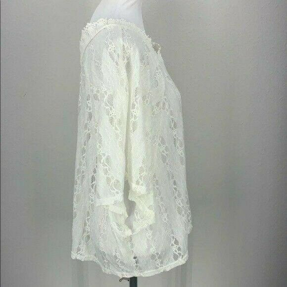 Anthropologie Womens White Lace V-Neck Blouse With Flutter Sleeves - Picture 2 of 5